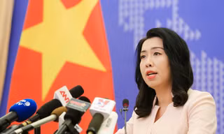Người Phát ngôn Bộ Ngoại giao Lê Thị Thu Hằng