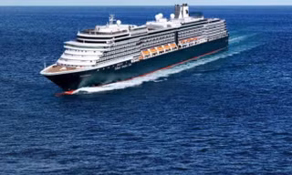Du thuyền MS Westerdam rơi vào tình trạng sắp hết nhiên liệu sau khi bị nhiều nước từ chối cho cập cảng