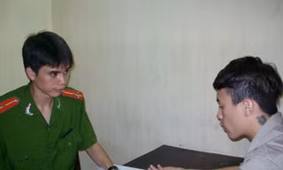 Dân chơi Mercedes bị 'Piagio' đâm chết