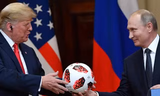 Nhiều người Đức nghĩ ông Trump nguy hiểm hơn ông Putin