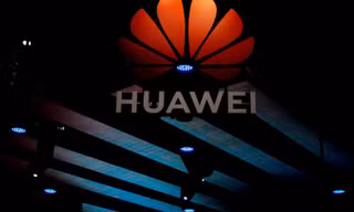 Ông Trump sắp ký lệnh cấm các công ty Mỹ mua công nghệ Huawei