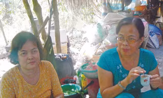Hai chị em gái trên hoang đảo