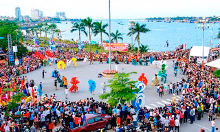 Diễu hành đường phố