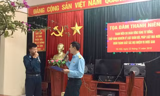 Tọa đàm diễn ra sôi nổi với nhiều câu hỏi được đặt ra.