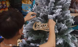 40 triệu đồng 1 cây thông Noel giả dịp cận kề Giáng sinh