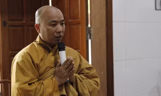 Sư thầy Thích Thanh Toàn xin giữ lại tài sản cá nhân sau khi hoàn tục