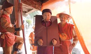 Giấc mộng quan trường mượn chuyện xưa nói chuyện nay