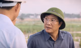 Bí thư Nhân vi hành xuống vùng dân đang kiện cáo đất đai