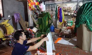 Làng nghề Phúc Am nổi tiếng làm vàng mã hàng chục năm nay