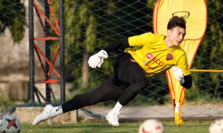 Vì sao Văn Lâm mất suất bắt chính tại Thai League?