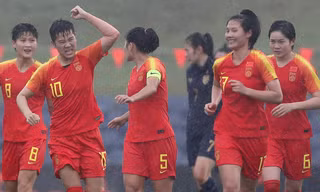 Thua đậm Trung Quốc, tuyển nữ Thái Lan tan giấc mơ Olympic