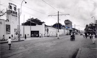 Sòng bạc Đại Thế Giới - chốn đỏ đen khét tiếng một thời của Sài Gòn xưa. Ảnh: Panoramio