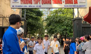 Tuyển sinh lớp 10 Hà Nội: Đề thi môn Toán