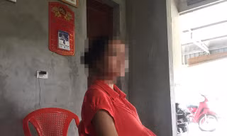 Hiện tại, Q đang sắp đến thời gian sinh nở. Vì sự việc, em đã phải bỏ dở giấc mơ học hành khi đang là nữ sinh THPT.