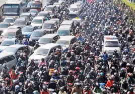 Kẹt xe là do taxi, ô tô cá nhân!