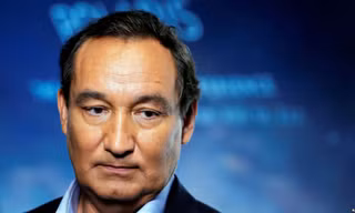 CEO của hãng hàng không United Airlines, ông Oscar Munoz.