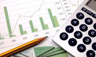 Không cổ tức, giám đốc bẽ mặt xin lỗi cổ đông