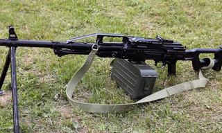 Khám phá sức mạnh súng máy của lính Spetsnaz Nga