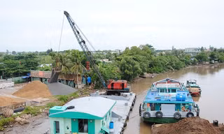 Bạc Liêu: Giá cát tăng gấp đôi