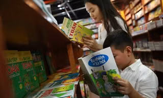 Bộ GD&ĐT vừa công bố dự thảo thông tư hướng dẫn việc lựa chọn sách giáo khoa trong cơ sở giáo dục phổ thông.