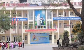 Trường tiểu học Trung Văn, nơi phụ huynh "tố" giáo viên đánh học sinh