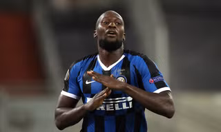 Romelu Lukaku không ngừng ghi bàn cho Inter Milan.