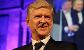 Arsene Wenger sắp trở lại với bóng đá