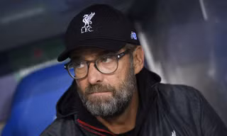 Hy hữu Liverpool ‘phân thân’ đấu cùng lúc 2 cup