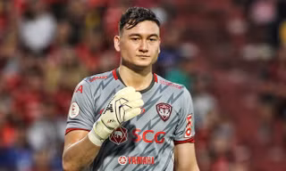 Văn Lâm đơn phương rời Muangthong, chờ sang Nhật