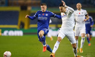 Đè bẹp ‘ngựa ô’ Leeds, Leicester vươn lên vị trí thứ hai 