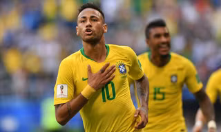 Neymar sẽ bị treo giò nếu nhận thêm thẻ vàng ở tứ kết