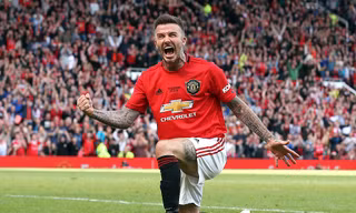 David Beckham ăn mừng bàn thắng vào lưới huyền thoại Bayern