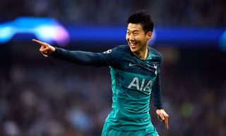 Son Heung-min tỏa sáng rực rỡ trước Man City