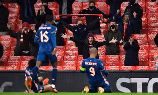 Emirates mở cửa đón khách, Arsenal 'nổ' tanh tách