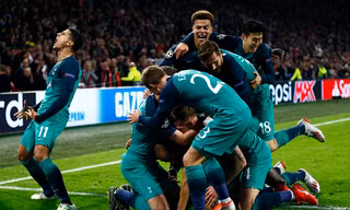 VIDEO: Tottenham ăn mừng điên cuồng, Ajax chết lặng trên sân