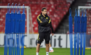 'Gã nhà giàu' Trung Quốc tuyên bố sở hữu Lampard