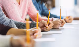 Lời nhắn đầu năm mới: Nếu đích đến là hơn thua, em sẽ lạc giữa đường đua vô tận