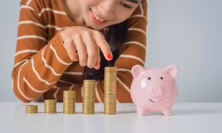Để thất thoát tiền do cảm xúc bốc đồng khi săn hàng sale càng khiến bạn mau "cháy túi"