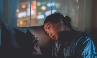 Anh ấy nhắn tin trả lời bạn sau vài giây, vài phút hay một ngày đều có thông điệp ẩn đấy!