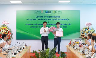 "Cậu bé vàng" Ngô Quý Đăng nhận học bổng Khoa học cơ bản 