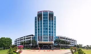 Yêu cầu khôi phục chức vụ của nguyên phó hiệu trưởng trường ĐH sư phạm Kỹ thuật TPHCM