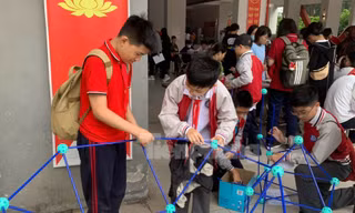Học sinh được 'chạm' vào Toán học trong thực tế