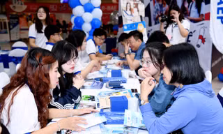 Đại học Kinh tế Quốc dân dành 97% chỉ tiêu tuyển sinh chính quy cho 2 phương thức xét tuyển