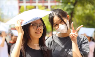 Thấy gì về tiếng lóng trên Tik Tok của giới trẻ Hà Nội?