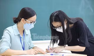 Công bố điểm tốt nghiệp THPT 2022 lúc 0h00 ngày 24/7: Xem điểm thi thế nào?