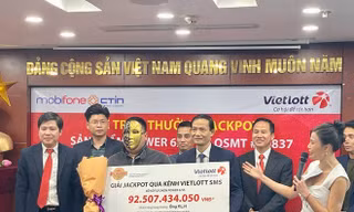 Trúng Vietlott hơn 92 tỷ đồng nhưng không nói với vợ vì sợ tâm lý yếu
