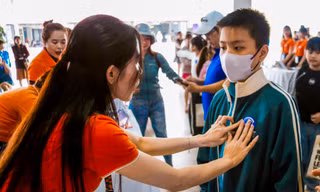 Hàng nghìn học sinh, phụ huynh tham gia tìm hiểu ứng dụng AI trong học tập