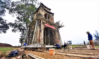 Di dời cổng đền 200 năm tuổi để nhường đất cho dự án đường vành đai 150 tỷ đồng