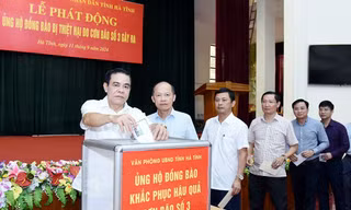 Hà Tĩnh quyên góp hơn 46 tỷ đồng ủng hộ đồng bào vùng lũ phía Bắc