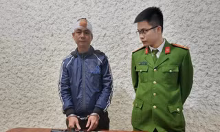 Khởi tố kẻ nổ súng bắn chim gây chết người 
